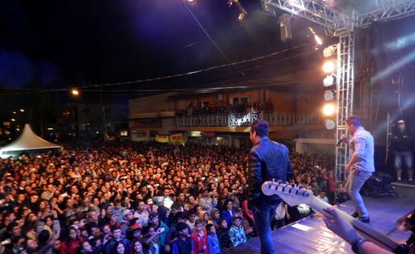 Leia mais sobre o artigo Show nacional para comemorar aniversário de Correia Pinto