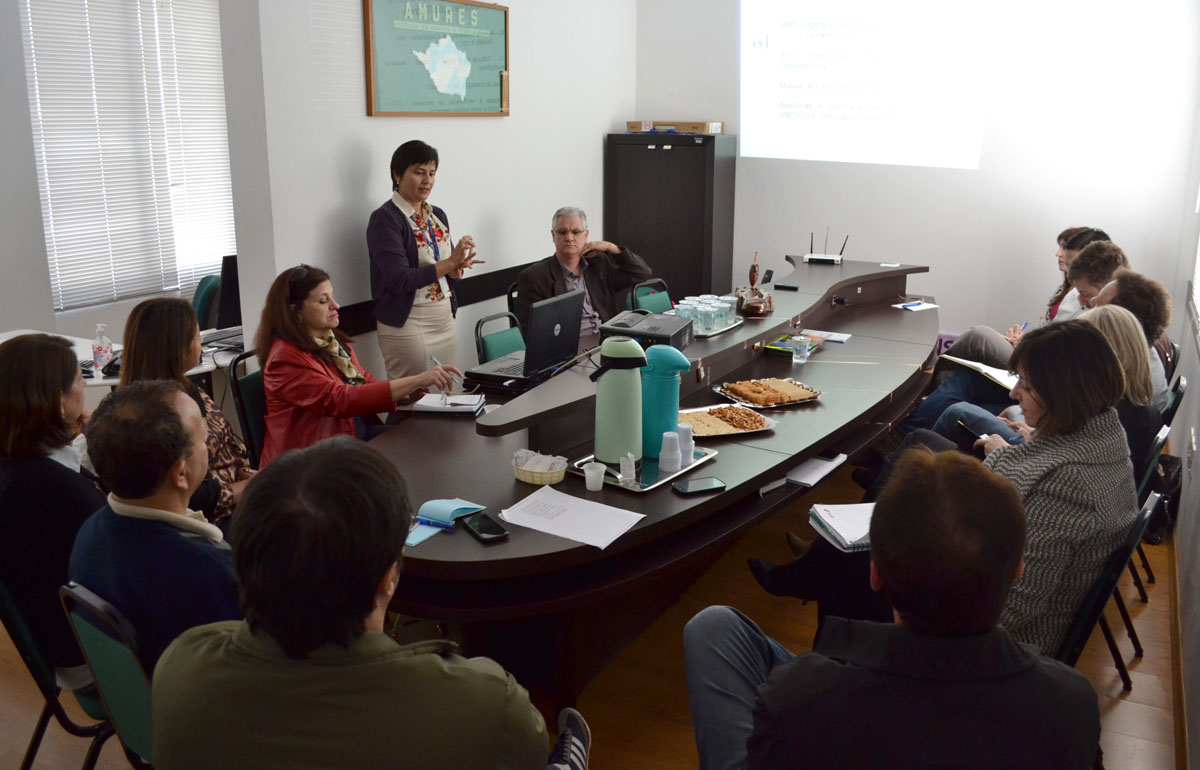 Você está visualizando atualmente Amures estuda cooperação técnica com a Unesco