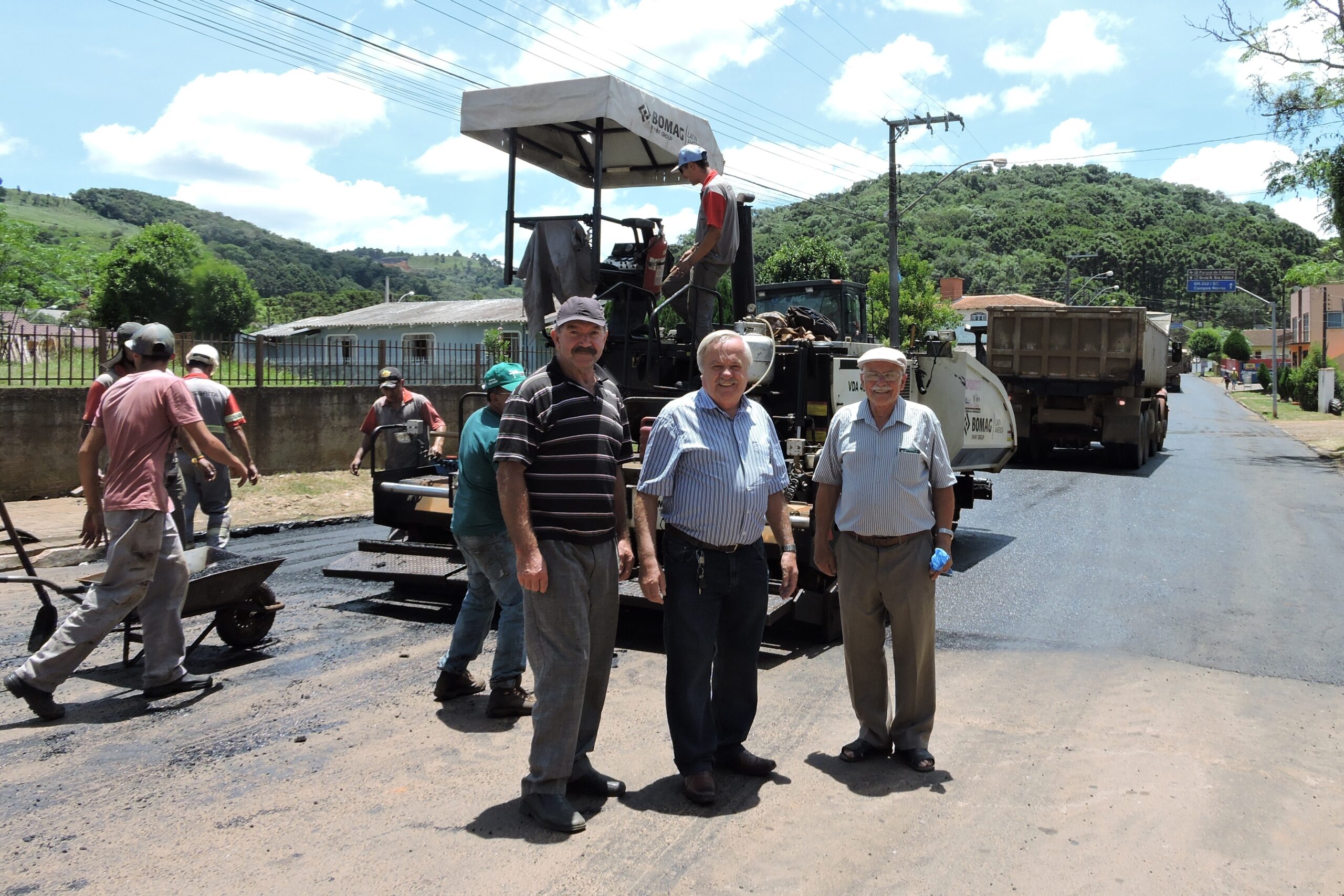 Você está visualizando atualmente Cerrito mantém ritmo de obras de pavimentação de ruas