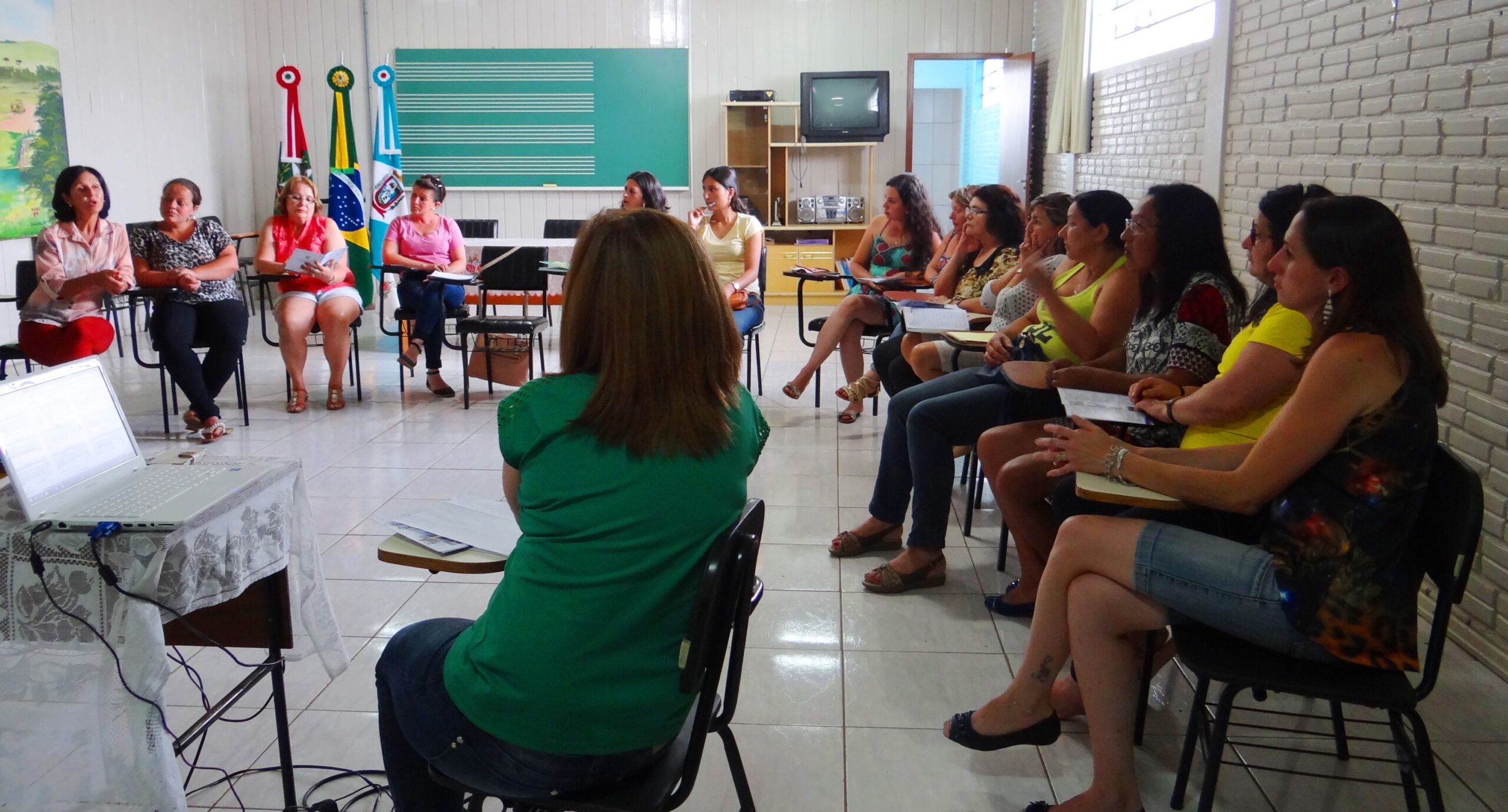 Você está visualizando atualmente Profissionais da Educação de Urupema se preparam para o início das aulas na Rede Municipal