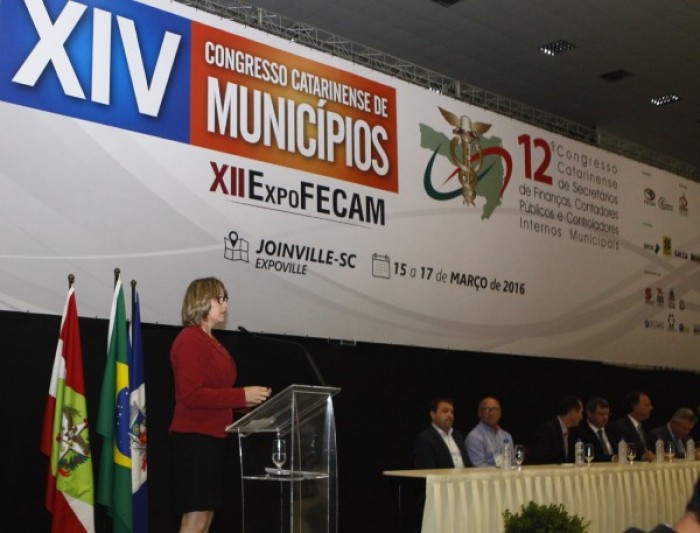 Leia mais sobre o artigo Inicia XIV Congresso Catarinense de Municípios