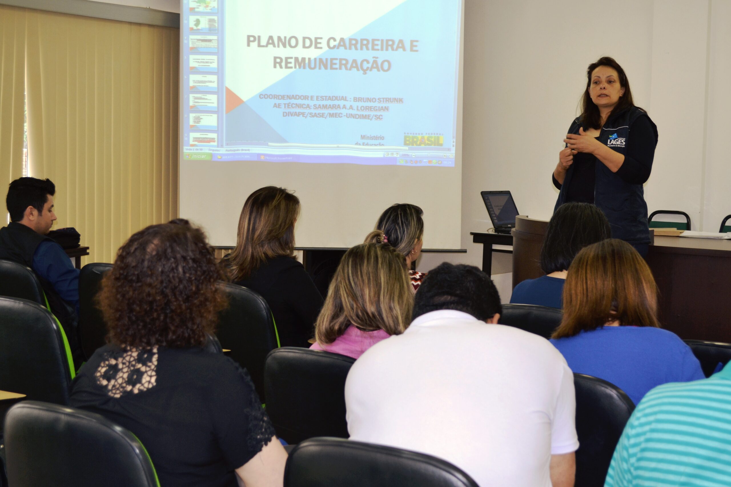 Leia mais sobre o artigo Secretários de Educação da Amures recebem formação para Adequação dos Planos de Carreira e Remuneração