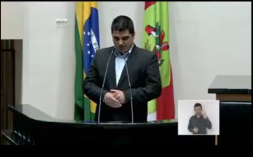 Você está visualizando atualmente Confira o Depoimento do Prefeito Giovani Nunes no plenário da Assembleia Legislativa, sobre a criação da Rota Turística Caminhos da Neve.