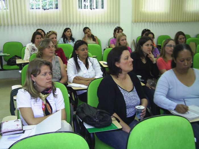 Leia mais sobre o artigo Encontro de Secretarias municipais de Assistência Social e Assistentes Sociais da Região da AMURES