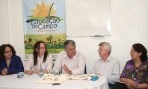 Leia mais sobre o artigo Lançado na Amures projeto Educação no Campo