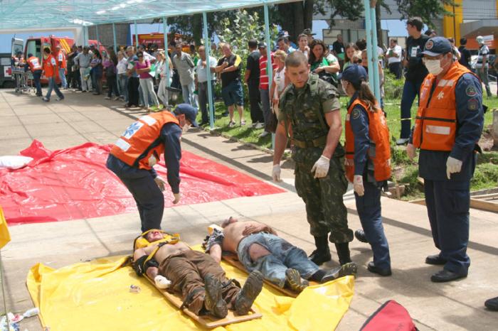 Leia mais sobre o artigo Conferência da Defesa Civil teve simulação de incêndio e de socorro