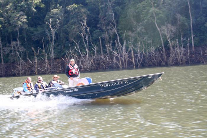 Você está visualizando atualmente Seis embarcações e mais de 30 pessoas na expedição ao Pelotas