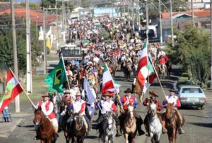 Leia mais sobre o artigo Cavalgada mobilizou cerca de três mil pessoas