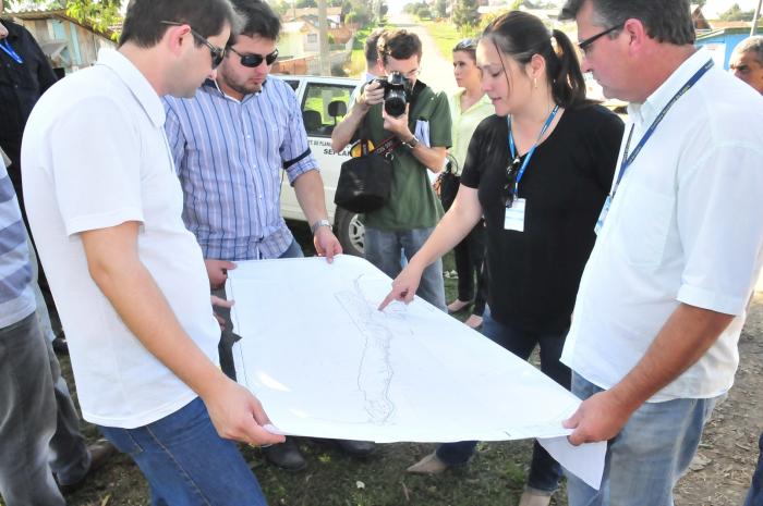 Você está visualizando atualmente Ponte Grande: cronograma de trabalho seguido à risca