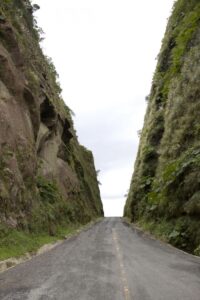 Leia mais sobre o artigo Colombo entrega ordem de serviço para obra na SC-370, entre Grão Pará e a Serra do Corvo Branco