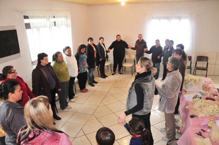 Você está visualizando atualmente Projeto Ciranda: palestra reforça a união entre as mulheres