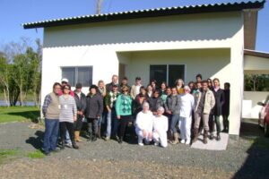 Leia mais sobre o artigo Agricultores de Bom Jardim da Serra e Bom Retiro conhecem experiências de cooperativasagroindustriais familiares no Sul do Estado