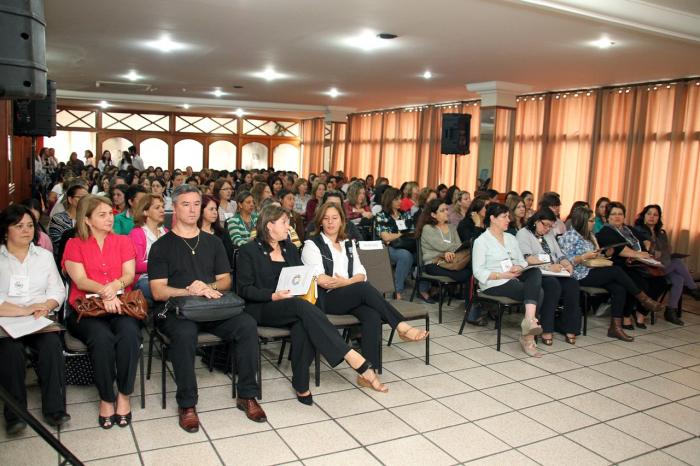 Leia mais sobre o artigo Educação inclusiva é tema de discussão em seminário