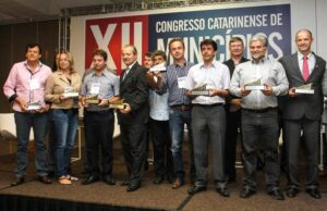 Leia mais sobre o artigo Lages premiada no Congresso Catarinense de Municípios