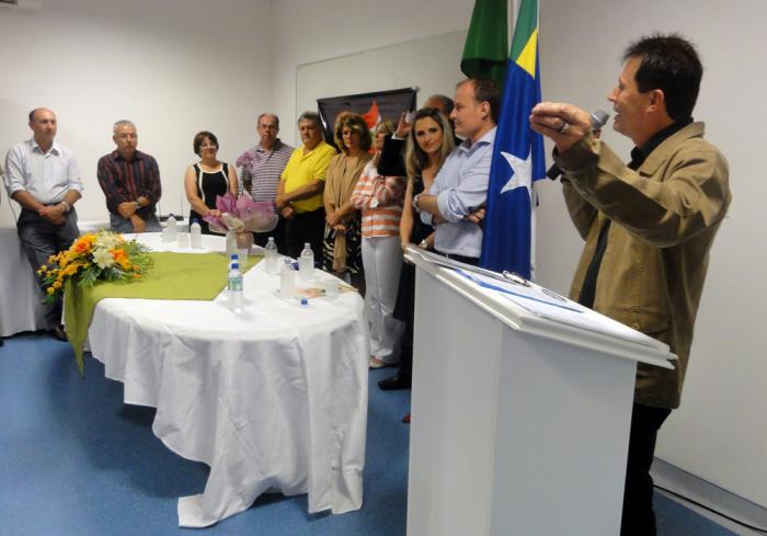 Leia mais sobre o artigo Prefeitos da Amures presentes em posse do hospital Tereza Ramos