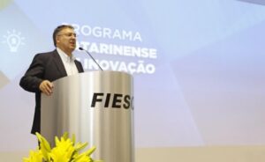 Leia mais sobre o artigo Governador lança programa para atração de novos empreendimentos em SC