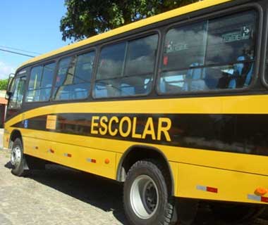 Você está visualizando atualmente Encontro de organização sobre o transporte escolar