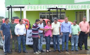 Leia mais sobre o artigo Cerro Negro recebe dois tratores