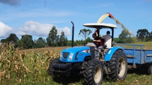 Leia mais sobre o artigo Agricultores de Bocaina recebem auxílio da Prefeitura