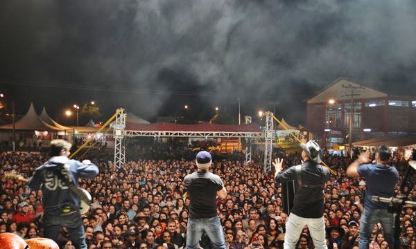 Leia mais sobre o artigo Festa Nacional da Maçã é anunciada para 2019 em São Joaquim