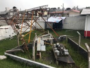 Leia mais sobre o artigo Temporal causa estragos em Lages nesta terça-feira