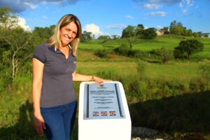 Leia mais sobre o artigo Prefeita Fernanda inaugura obras no interior