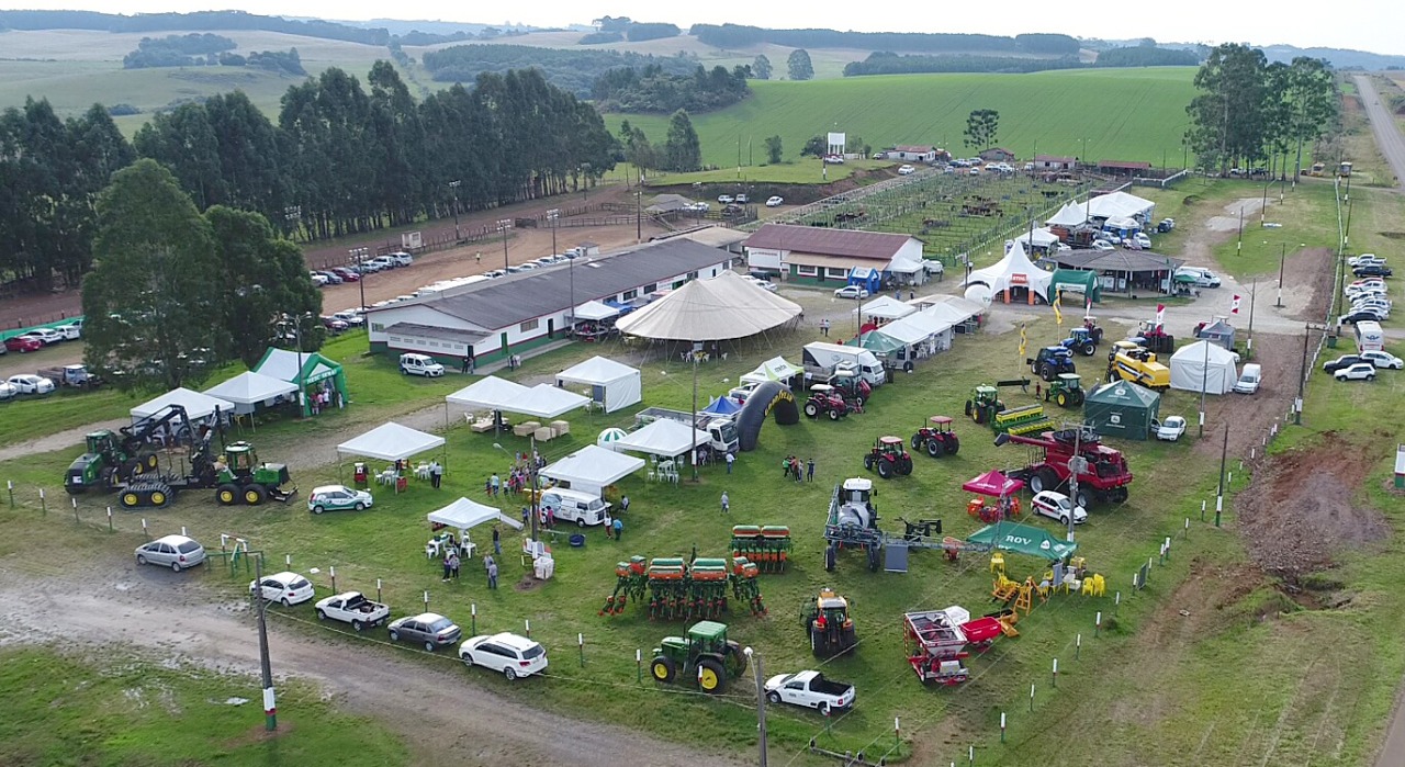 Você está visualizando atualmente Preparativos: Expofeira de Campo Belo do Sul entra na reta final