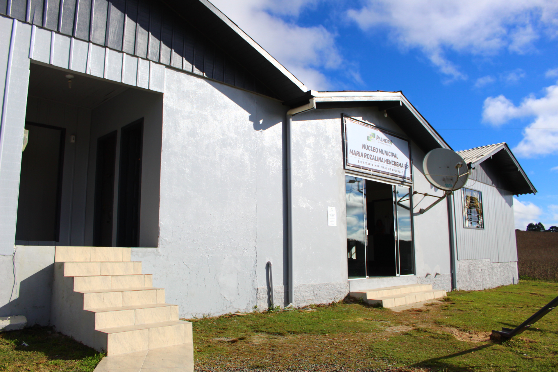 Você está visualizando atualmente Crianças contam com novas instalações de escola no interior de Palmeira