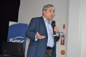 Leia mais sobre o artigo Diagnóstico turístico de Lages é apresentado com presença do ex-ministro Waldeck Ornélas