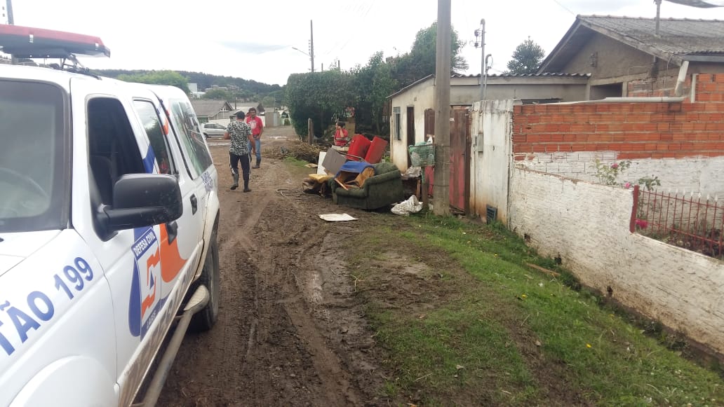 Você está visualizando atualmente Prefeito Ceron declara situação de emergência em Lages devido à chuva intensa