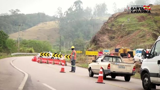 Leia mais sobre o artigo Tráfego na Serra do Rio do Rastro tem alterações a partir de segunda-feira