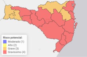 Leia mais sobre o artigo Serra Catarinense sobe para risco potencial gravíssimo