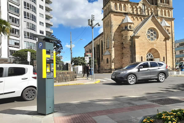 Leia mais sobre o artigo Estacionamento Rotativo Eletrônico iniciará na próxima segunda-feira (14) em Lages