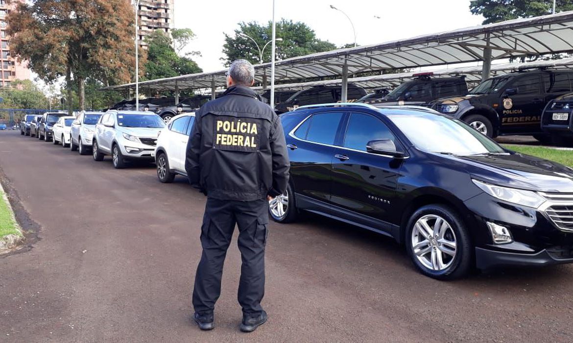 Leia mais sobre o artigo Polícia Federal faz operação contra fraudes no auxílio emergencial