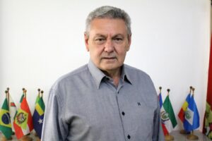 Leia mais sobre o artigo Ceron eleito presidente da Aris