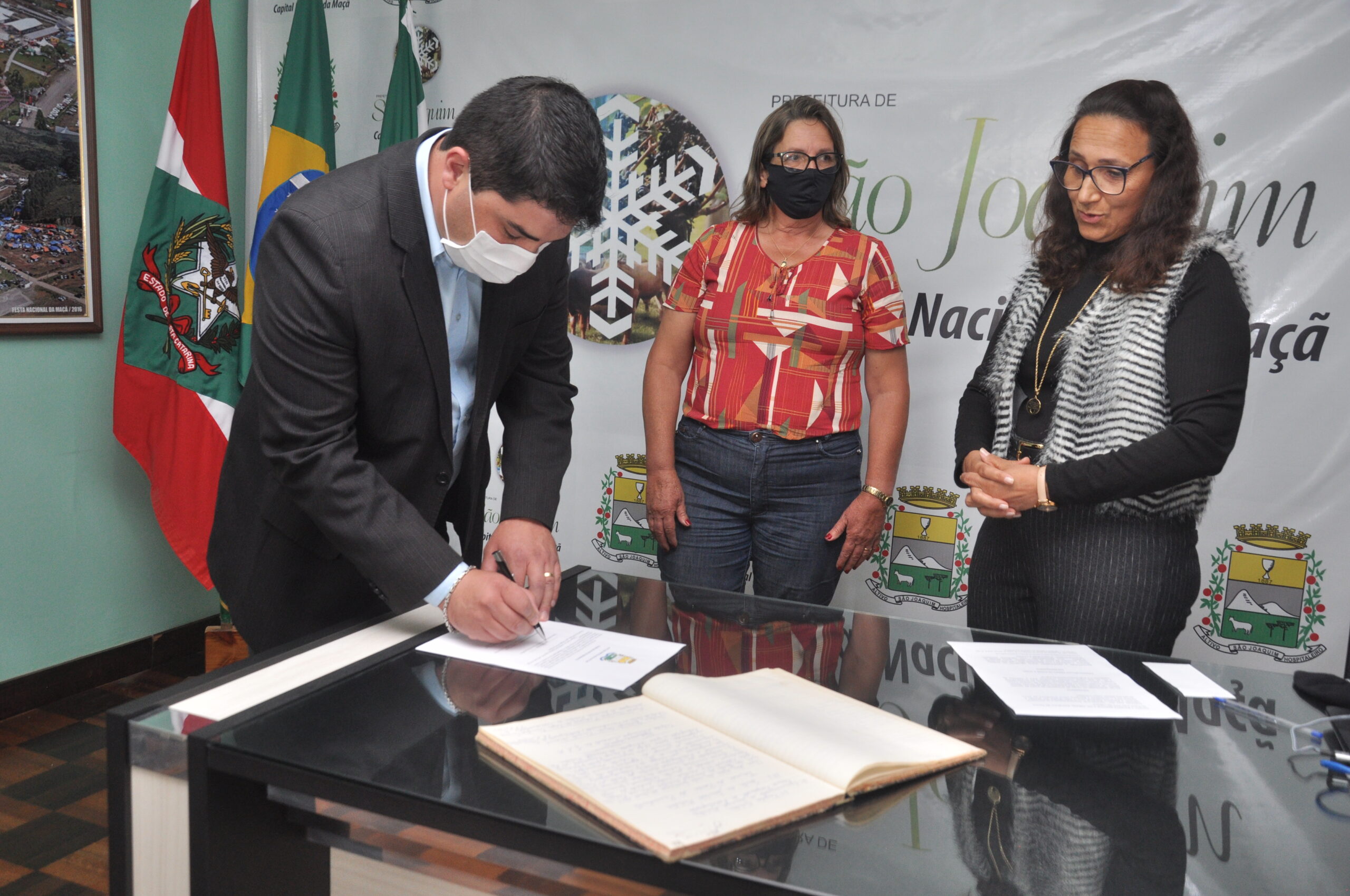 EXÉRCITO BRASILEIRO: PREFEITO RECEBE POSSE COMO PRESIDENTE DA JUNTA DE  SERVIÇO MILITAR DE SÃO JOSÉ DO CALÇADO - PMSJC