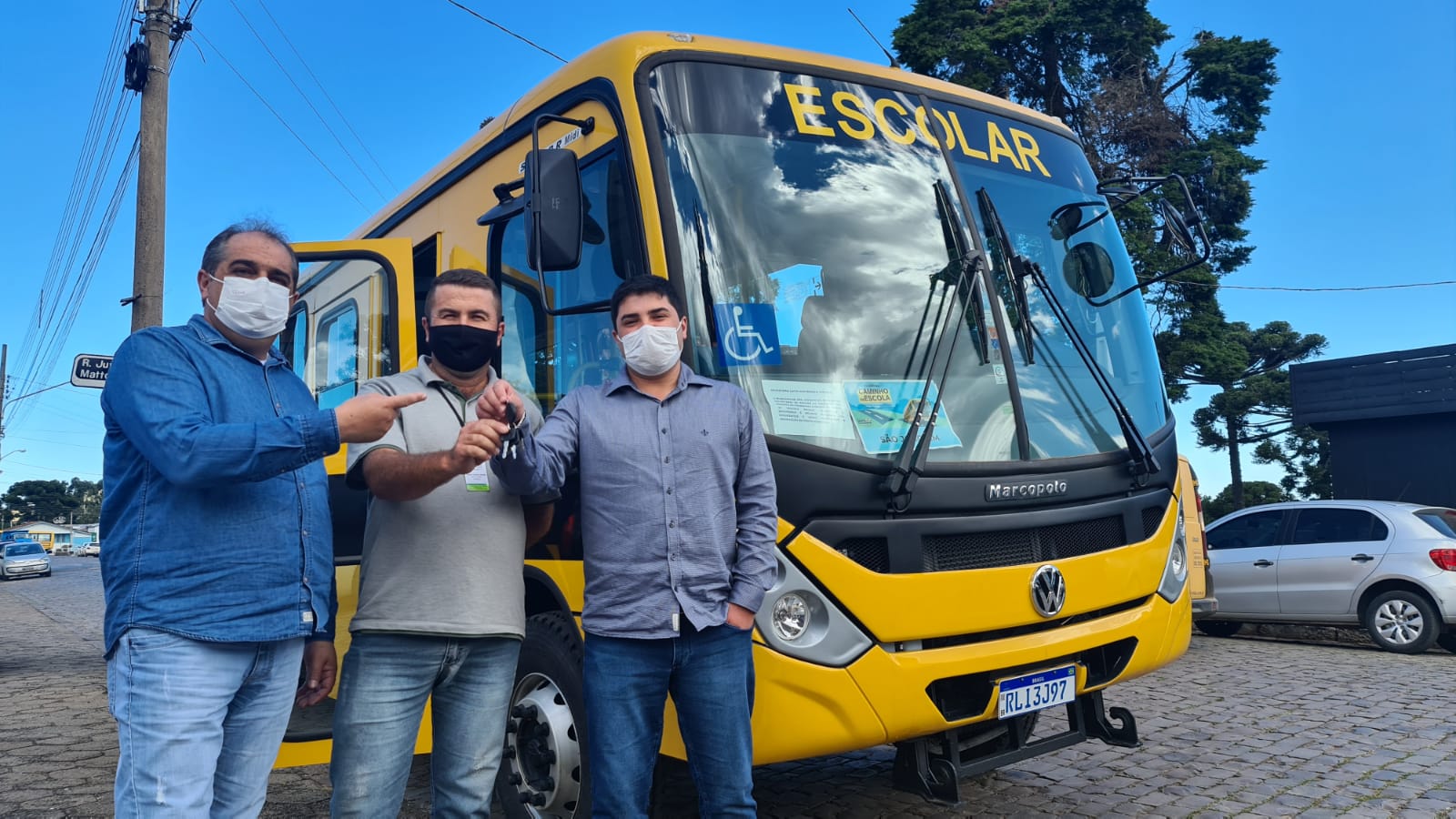 Leia mais sobre o artigo Renovação da frota – São Joaquim tem agora mais dois novos ônibus escolares