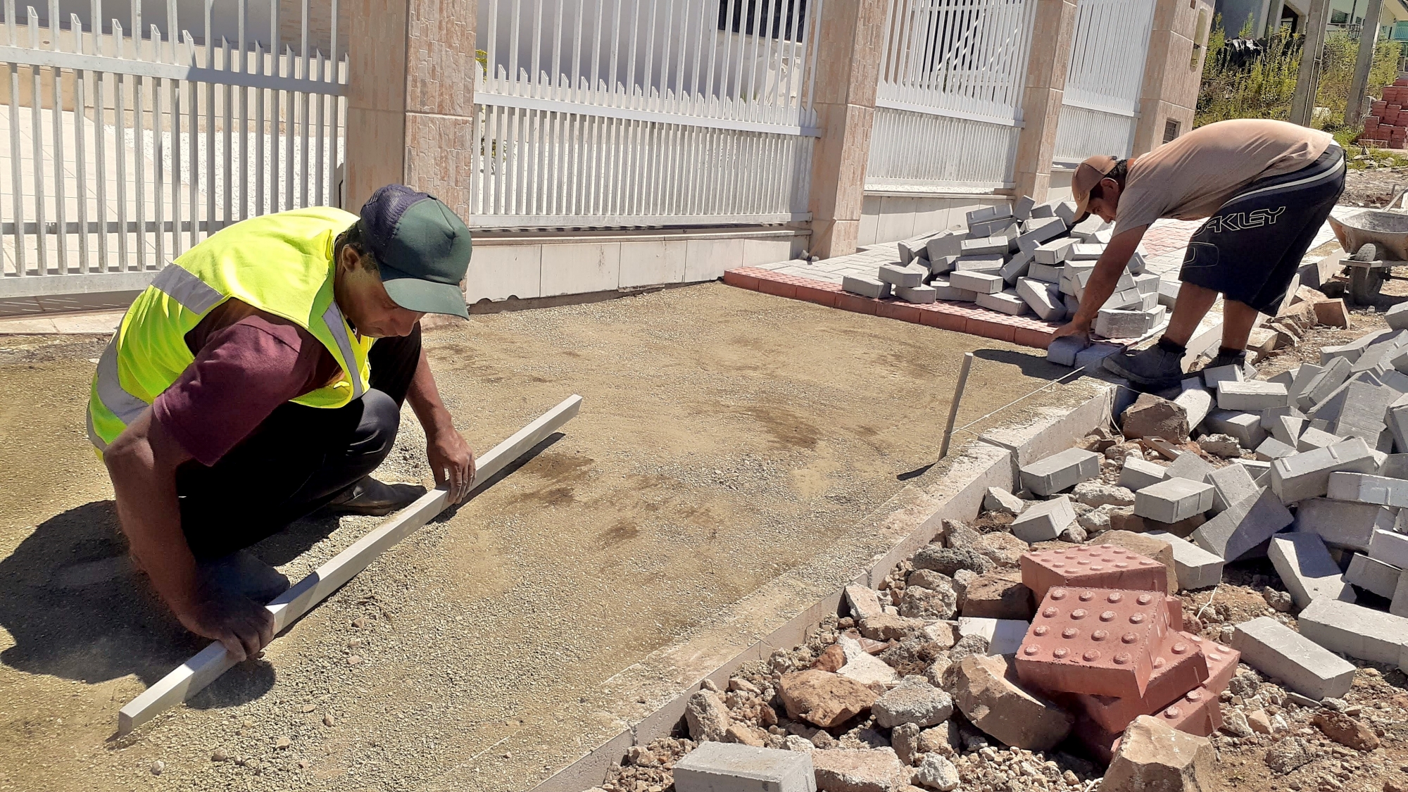 Você está visualizando atualmente Inicia a obra de passeio público na Avenida Horácio Dutra em São Joaquim