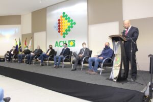 Leia mais sobre o artigo Prefeito Ceron prestigia reunião técnica relacionada à situação atual e estimulação da implantação de Pequenas Centrais Hidrelétricas na região da Serra