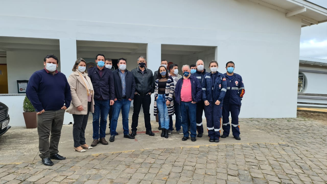 Você está visualizando atualmente Pela primeira vez na história, um secretário da Saúde visita Hospital de São Joaquim