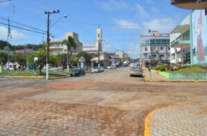 Leia mais sobre o artigo Concluída a instalação de tubulação no centro de Anita Garibaldi