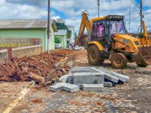 Leia mais sobre o artigo Prefeitura de Campo Belo do Sul inicia obra de revitalização de calçada