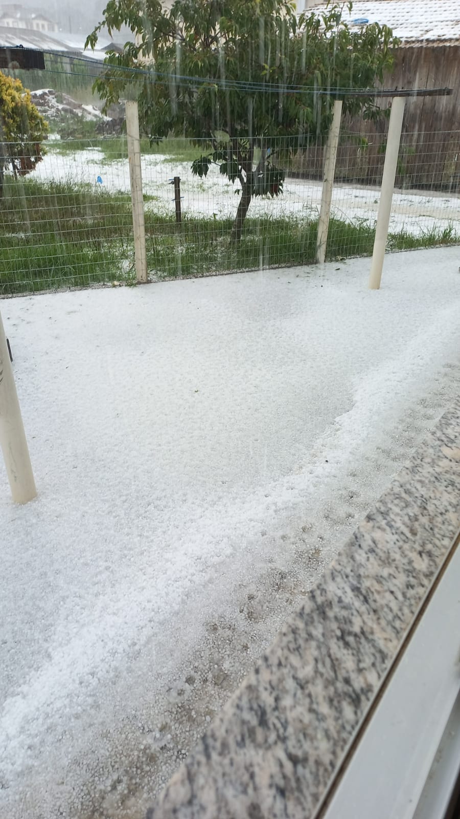 Você está visualizando atualmente Temporal de granizo atinge Urupema