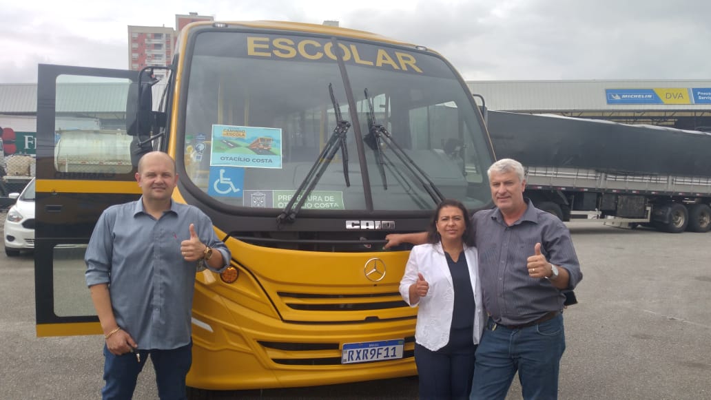 Você está visualizando atualmente Otacílio Costa recebe mais um ônibus zero km para Educação