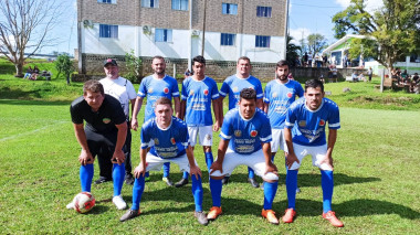 Você está visualizando atualmente Equipes da CME Cerronegrense disputam campeonatos durante o fim de semana