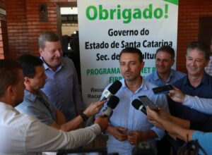 Leia mais sobre o artigo Gente Catarina: recursos para construção das casas do SC Mais Moradia são liberados