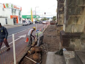 Leia mais sobre o artigo Empresa responsável inicia as obras de revitalização do Largo da Catedral, em Lages