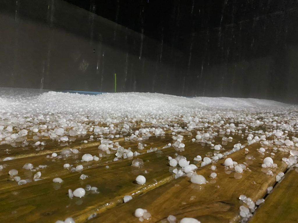 Leia mais sobre o artigo São José do Cerrito contabiliza prejuízos com chuva de pedra