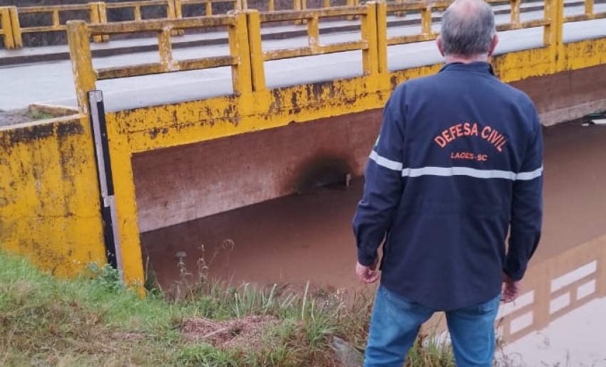 Você está visualizando atualmente Defesa Civil de Lages atende mais de 20 ocorrências devido às chuvas constantes