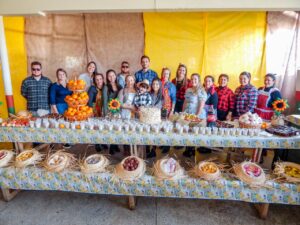 Leia mais sobre o artigo Assistência Social de Campo Belo do Sul realizou festa de Arraiá e contou com a presença da equipa da assistência de Cerro Negro